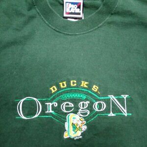 Vintage Pro Player Oregon Ducks Football Embroidered T-Shirt